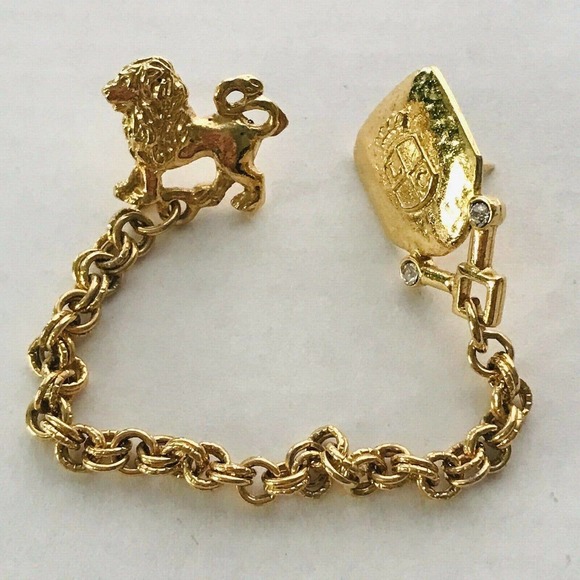 Tie Tack Gold Tone Crest LC Lion pins Double Brooch Chain Link - Picture 2 of 8